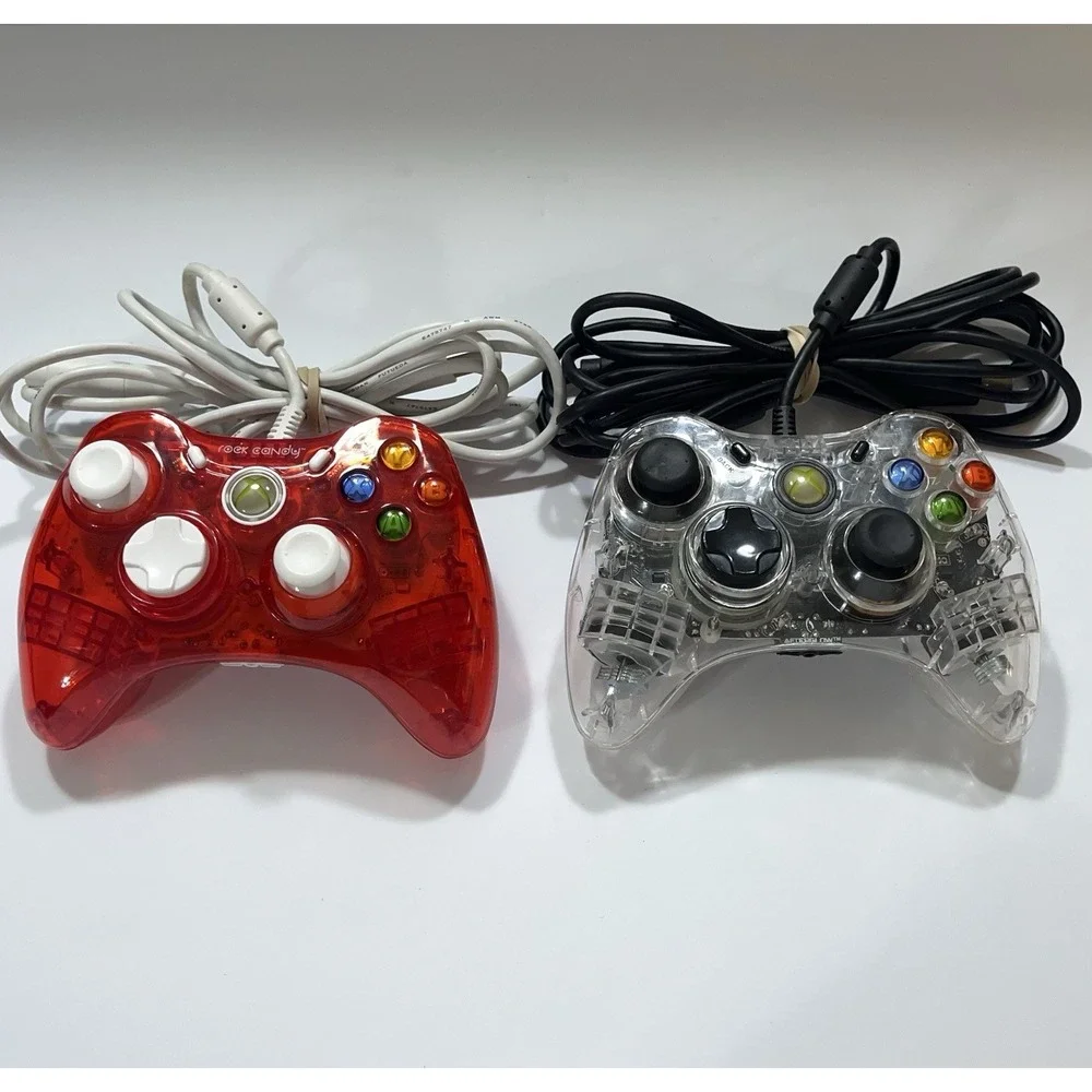 XBOX 360 Console, 4 Games, Kinect, 2 Controllers, AV Cords
